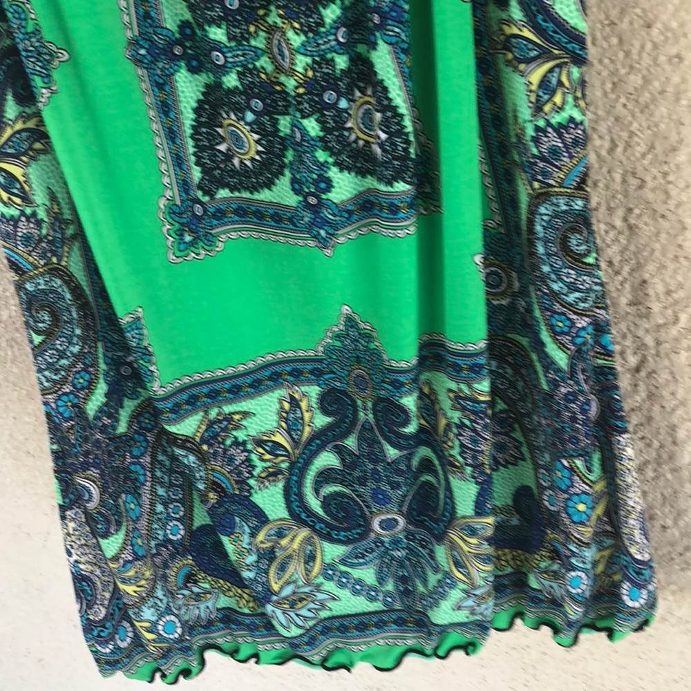 Isabella Rodriguez top - Picture 3 of 11
